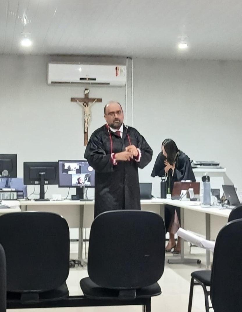 Após os debates entre acusação e defesa, o Conselho de Sentença