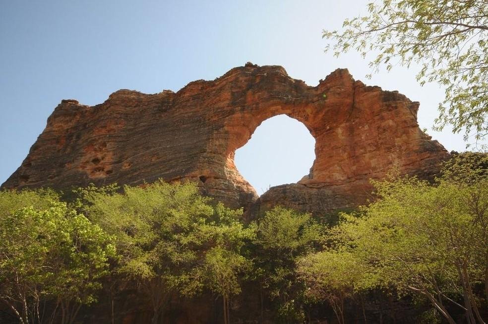 Boqueirão da Pedra Furada, o mais famoso sítio arqueológico da Serra da Capivara.