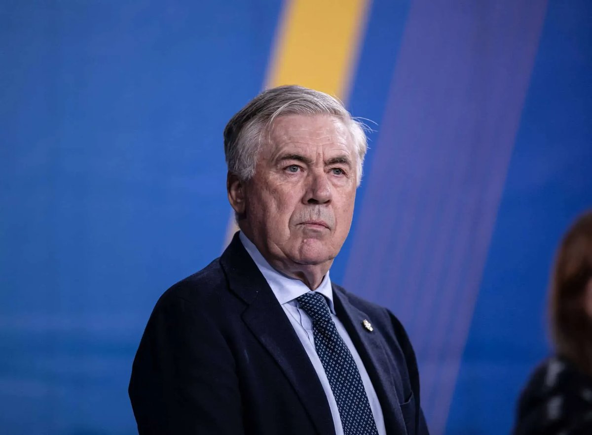 Carlo Ancelotti em jogo da seleção brasileira (Foto: Imago)