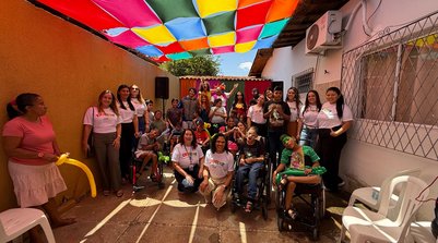 Durante a semana, a empresa realizou oficinas voltadas aos pais e responsáveis, com foco na confecção (Foto: Reprodução)