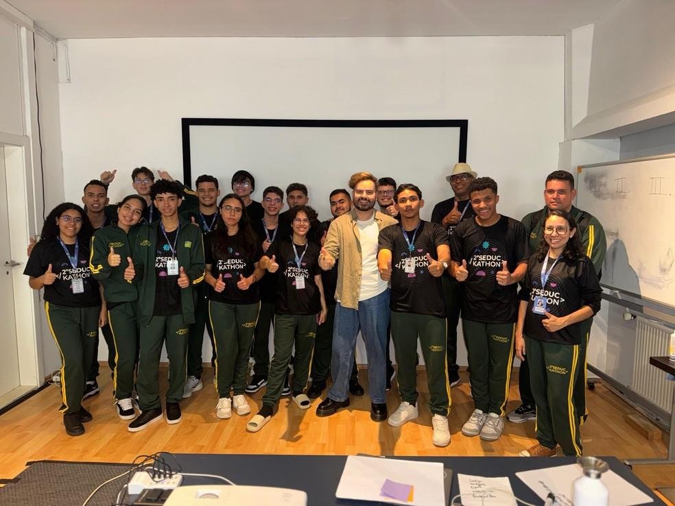 Estudantes da segunda edição do Seduckathon.