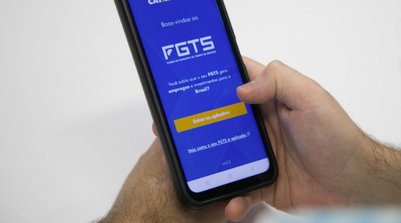 FGTS- aplicativo- distribuição de lucros (Foto: Guito Moreto/Agência O Globo)