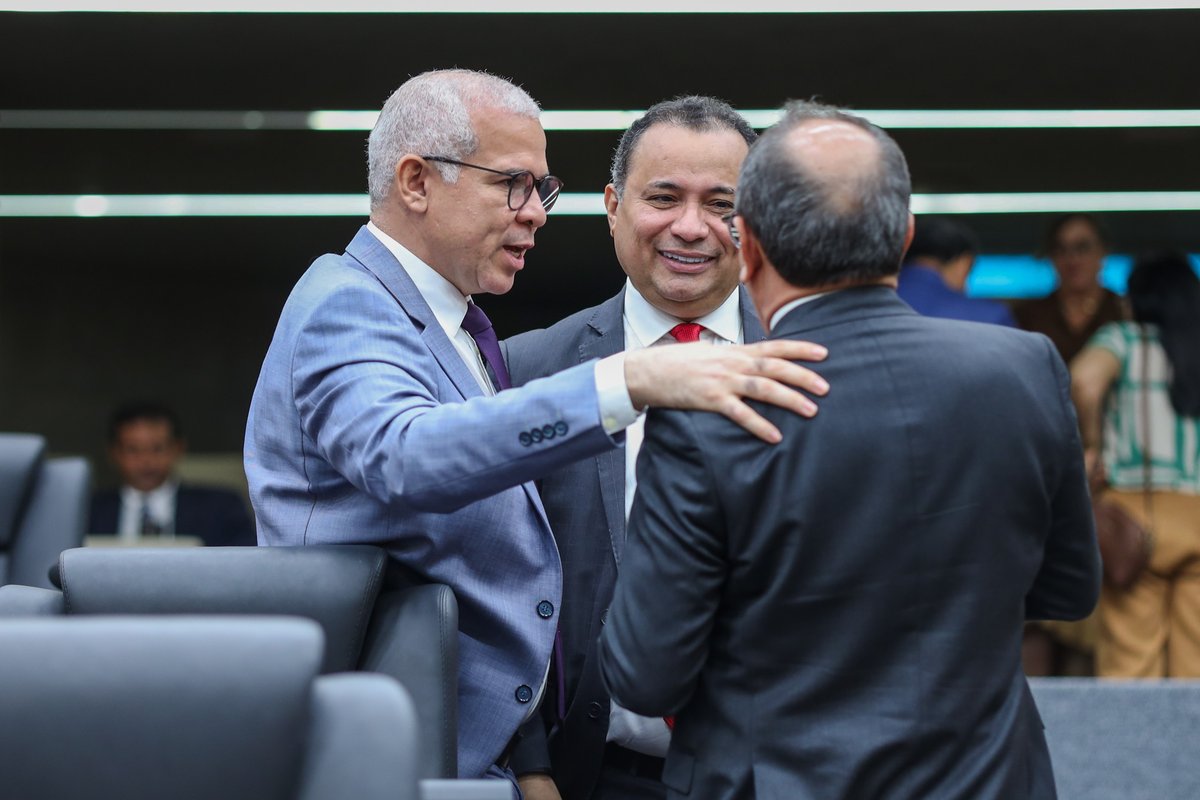 Governo vetou artigos que davam prazos para a retirada e previam multas