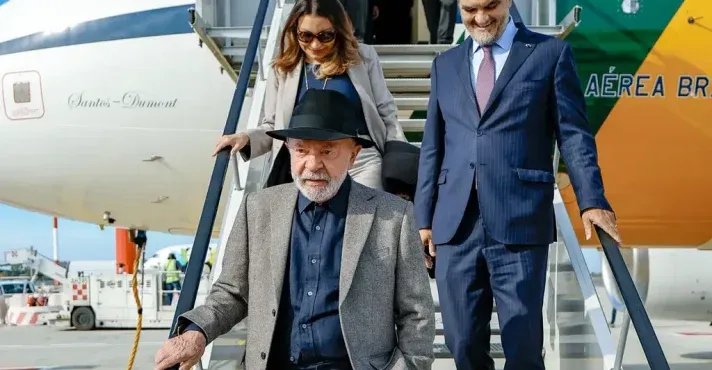Lula desembarca em Roma para encontro com o papa e evento da ONU
