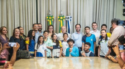 O termo assinado estabelece um cronograma de atividades (Foto: Reprodução)