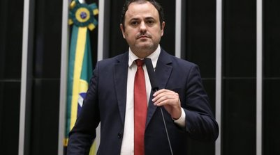 Emenda do PT propôs a suspensão como pena alternativa à perda de mandato (Foto: Kayo Magalhães/Câmara dos Deputados)