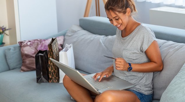 Especialista alerta para cuidados durante as compras de fim de ano (Foto: Reprodução)