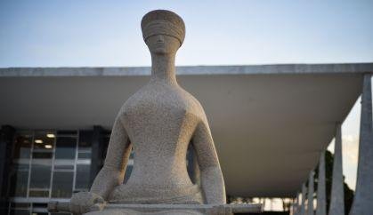 Estátua da justiça na sede do Supremo Tribunal Federal, em Brasília
