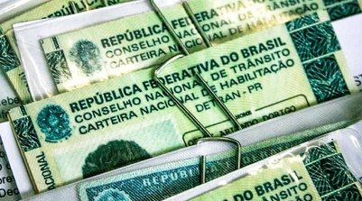 Motoristas que não cometerem infrações nos últimos 12 meses terão a CNH renovada automaticamente (Detran/Fotos Públicas) (Foto: Divulgação)