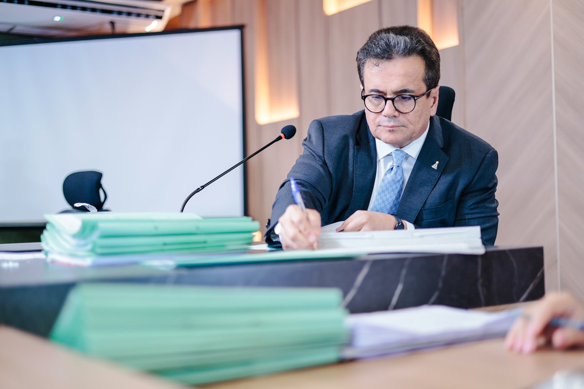 O autor da proposta é o deputado Henrique Pires e teve como relator Gessivaldo Isaías