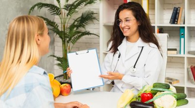 O consumo excessivo de alimentos e bebidas alcoólicas tende a causar efeitos negativos (Foto: Reprodução)