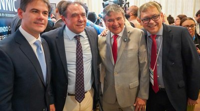 Presidente da Alepi esteve com lideranças nacionais debatendo habitação e infraestrutura (Foto: ASCOM/ALEPI)