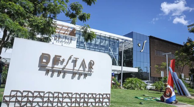 Preso foi conduzido pela PF ao hospital nesta manhã (Foto: MARCELO CAMARGO/AGÊNCIA BRASIL)