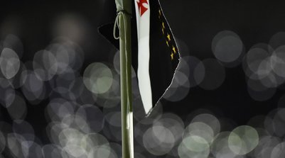 bandeira do Vasco em São Januário (Foto: André Durão / ge)