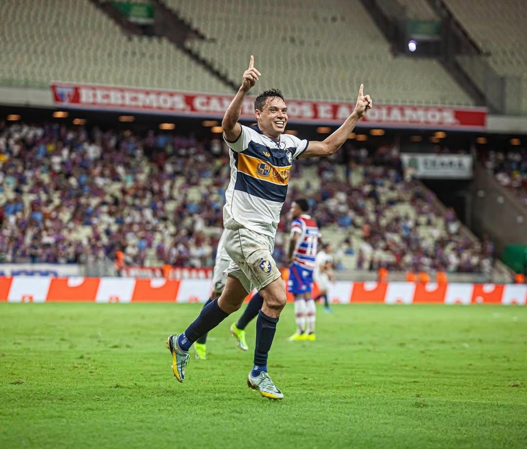 Fênix saiu atrás do placar, se recuperou e levou a melhor sobre o Leão do Pici na noite desta quarta (21), na Arena Castelão, pela Copa do Brasil.
