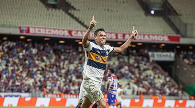 Fênix saiu atrás do placar, se recuperou e levou a melhor sobre o Leão do Pici na noite desta quarta (21), na Arena Castelão, pela Copa do Brasil. (Foto: (Foto: Stefania Fernandes/Divulgação/Retrô))