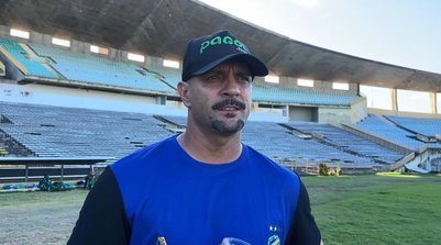 Jerson Testoni, técnico do Altos (Foto: Rede Clube)