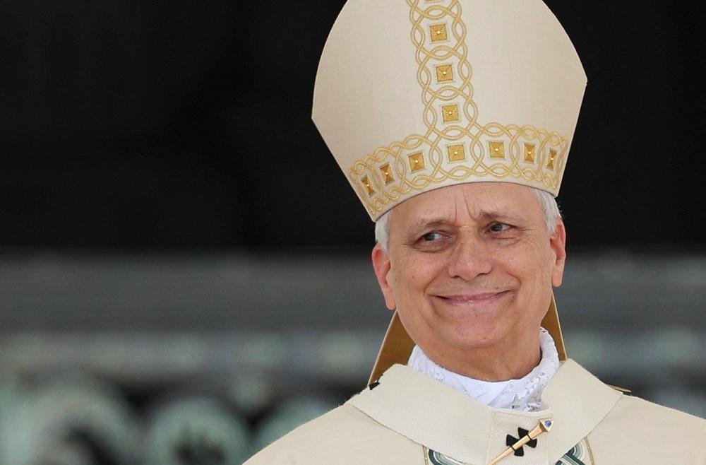 Papa Leão XIV gesticula no final de sua missa inaugural na Praça de São Pedro, no Vaticano, em 18 de maio de 2025. REUTERS/CLAUDIA GRECO