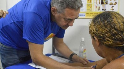 população com manchas suspeitas (Foto: Ascom FMS)