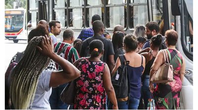 Rio de Janeiro (RJ) 16/02/2024 - Desemprego de mulheres e negros termina 2023 acima da média nacional, Trabalhador com ensino médio incompleto tem pior taxaFoto: Tânia Rego/Agência Brasil (Foto: Tânia Rego/Agência Brasil)