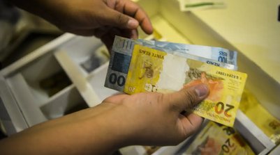 A previsão da cotação do dólar está em R$ 5,80 (Foto: MARCELLO CASAL JRAGÊNCIA BRASIL)