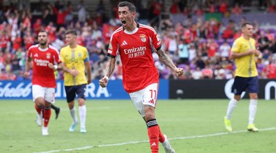 Benfica superou o Auckland e conquistou a primeira vitória no Mundial de Clubes (Foto: Alex Grimm / AFP)