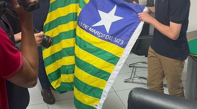 Cerimônia acontece nesta quinta-feira (26), no Parlamento Britânico (Foto: Reprodução)