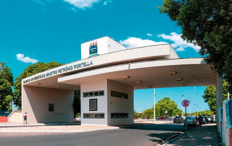 Concurso da UFPI com salários de até R$ 8 mil encerra inscrições nesta quarta-feira (25); veja como participar - (Divulgação/UFPI)