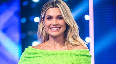 Flávia Alessandra relembrou primeiro amor na adolescência (Foto: Divulgação TV Globo)