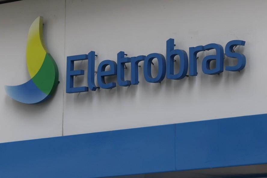 Logo da Eletrobras na sede do Rio de Janeiro