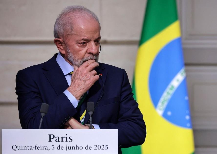 O presidente Luiz Inácio Lula da Silva durante visita a Paris