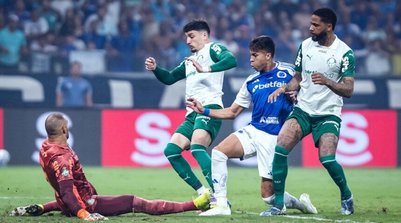 Palmeiras perde para o Cruzeiro e Flamengo assume liderança isolada do Brasileirão (Foto: Foto: Gustavo Aleixo/Cruzeiro)