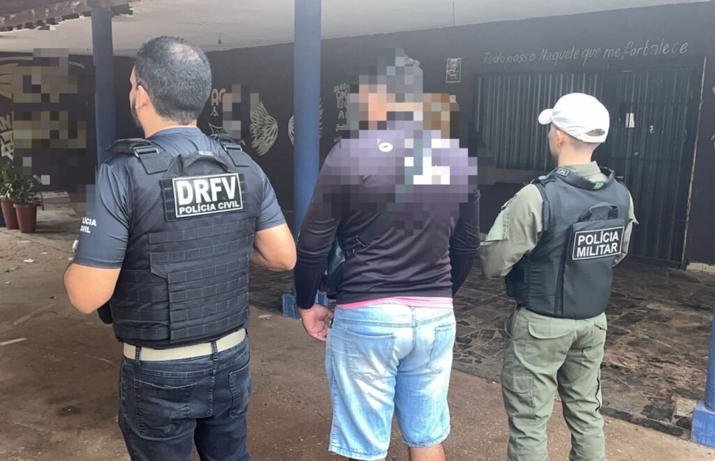 Polícia