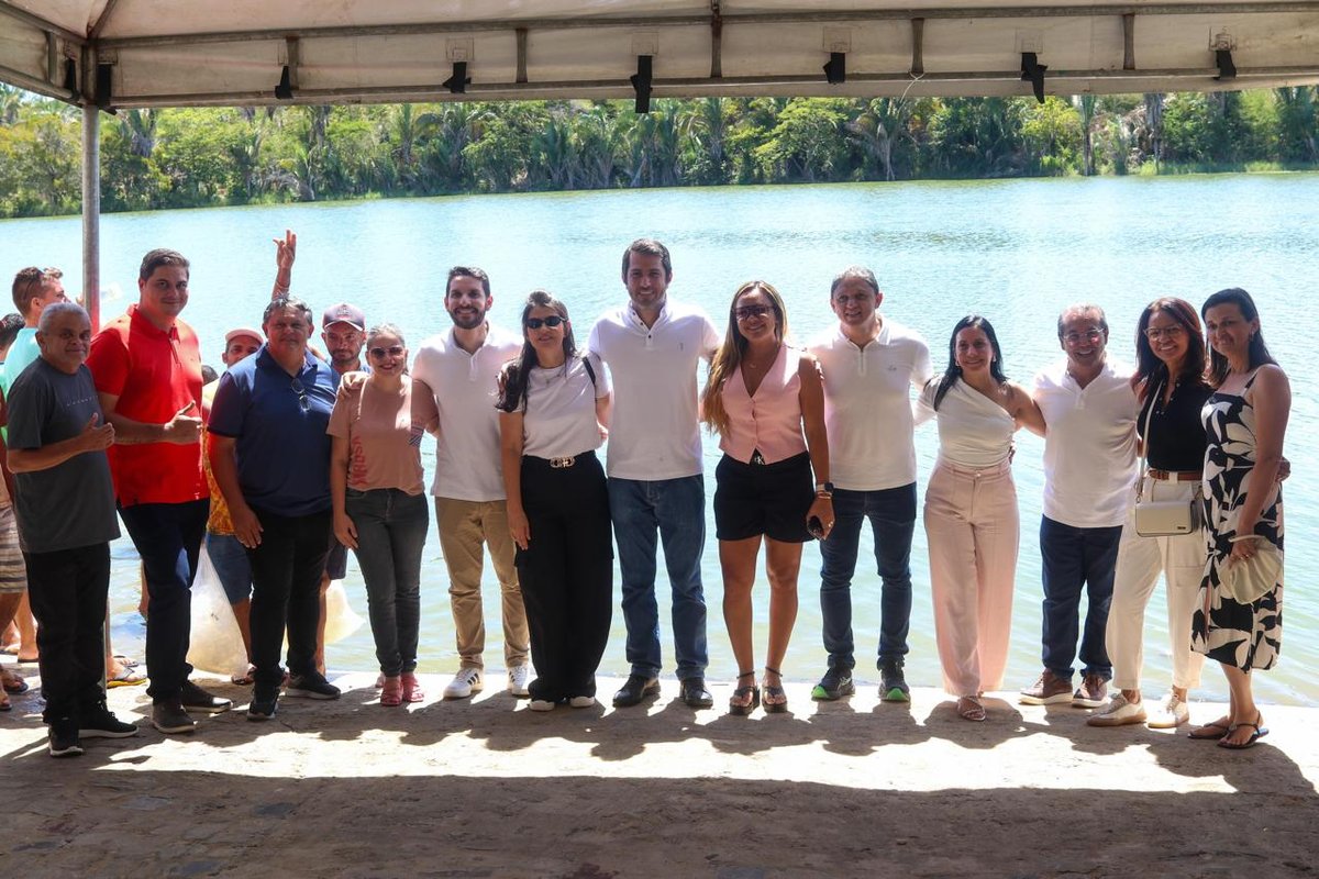 Prefeitura de Água Branca realiza distribuição de alevinos e mudas frutíferas