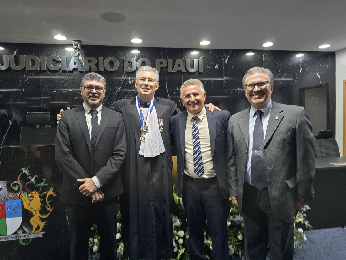 Professor da UESPI, Lirton Nogueira toma posse como Desembargador do TJ-PI