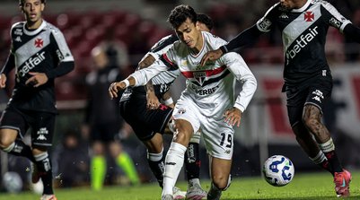 Rayan, Nuno Moreira e Vegetti marcaram pro Cruz-maltino, e Ryan Francisco descontou para o São Paulo. (Foto: (Rubens Chiri e Paulo Pinto/Saopaulofc.net))