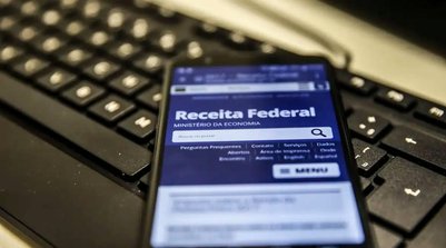 Receita paga 2º lote da restituição na segunda (30): e se o valor não cair na conta? (Foto: Marcello Casal Jr./Agência Brasil)