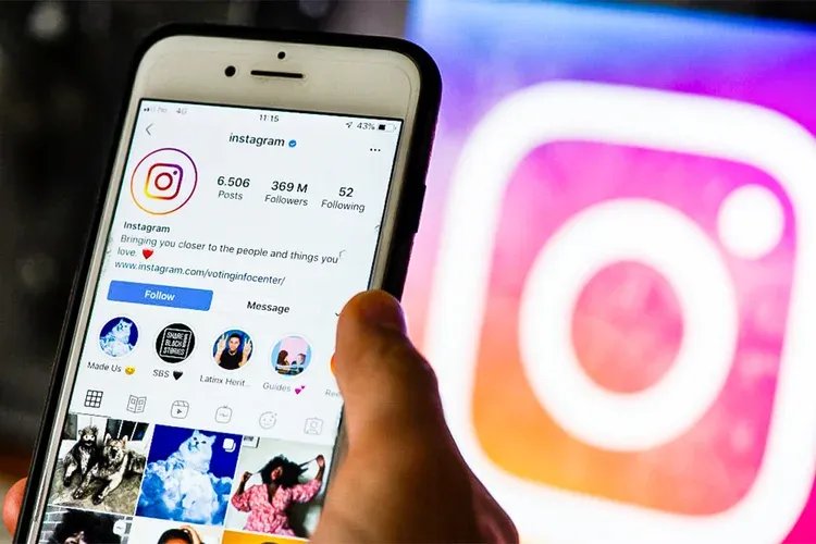Renda extra: programas como 'Instagram Gifts' podem ser uma boa oportunidade de fazer dinheiro online (Lorenzo Di Cola/Getty Images)