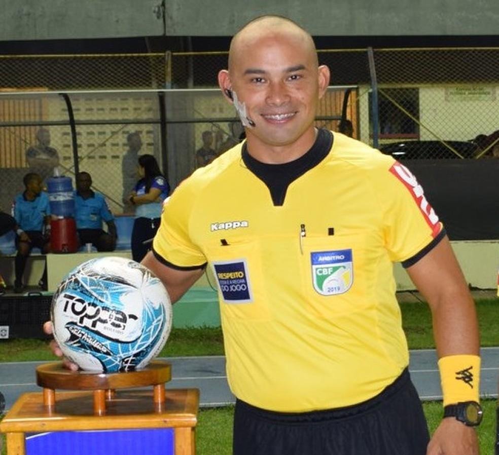 Samuel dos Santos vai apitar o duelo pela Série D