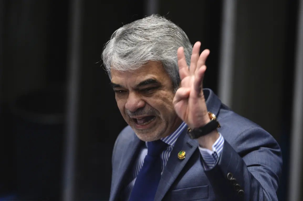 Senador Humberto Costa (PT-PE)