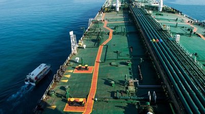 Shell se prepara para possível interrupção do petróleo devido às tensões entre Irã e Israel (Foto: Bloomberg)