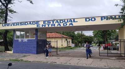 Universidade Estadual do Piauí (Uespi) campus Poeta Torquato Neto, sede da Universidade, no Bairro Pirajá, Zona Norte de Teresina (Foto: Lucas Marreiros/g1)
