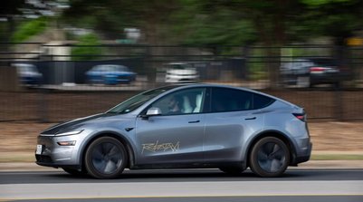 Veículo robotáxi da Tesla em Austin, em 22 de junho. Fotógrafo: Tim Goessman/Bloomberg (Foto: Divulgação / InfoMoney)