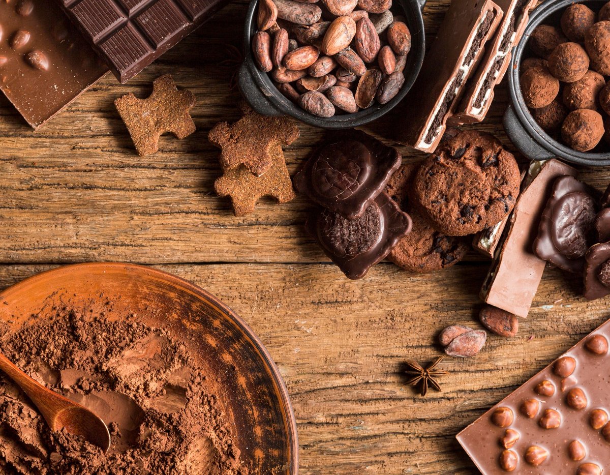 Além de oferecer chocolates de marcas gourmet