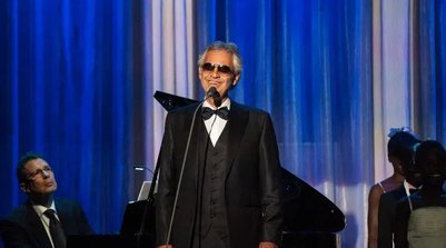 Andrea Bocelli: Com sua carreira consolidada e inúmeros sucessos, Andrea Bocelli reafirma sua forte conexão com o Brasil (Stephanie Keith/Getty Images) (Foto: Divulgação)