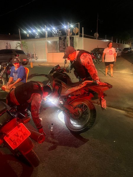 Diante da constatação, a equipe solicitou apoio da Força Tática do 18º BPM