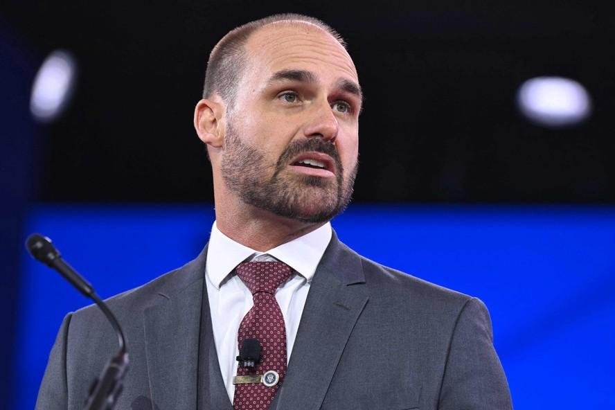 Eduardo Bolsonaro (PL-SP) discursa durante a Conferência da Ação Política Conservadora (CPAC, na sigla em inglês) em Maryland, nos EUA, em fevereiro de 2025