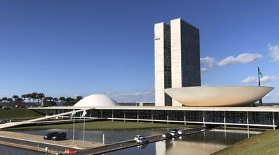 Fachada do Congresso Nacional, a sede das duas Casas do Poder Legislativo brasileiro, a Câmara dos Deputados e o Senado Federal (Foto: Leonardo Sá/Agência Senado)