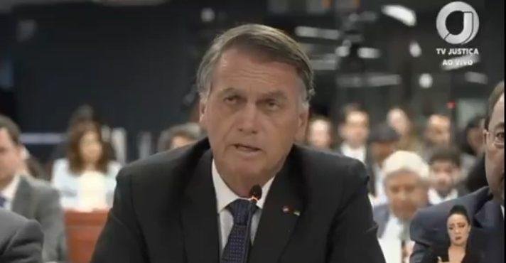 O ex-presidente Jair Bolsonaro durante depoimento no STF que teve transmissão ao vivo pela TV Justiça