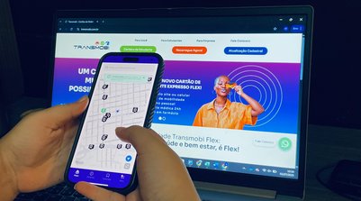 Por meio tanto de site como aplicativo os teresinenses (Foto: Reprodução)